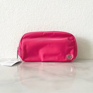 lululemon Everywhere Belt Bag 1L